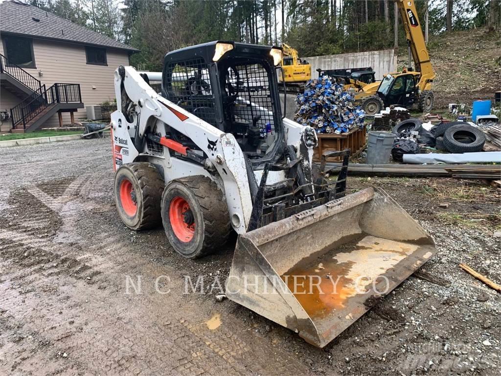 Bobcat S650 Krautuvai su šoniniu pasukimu