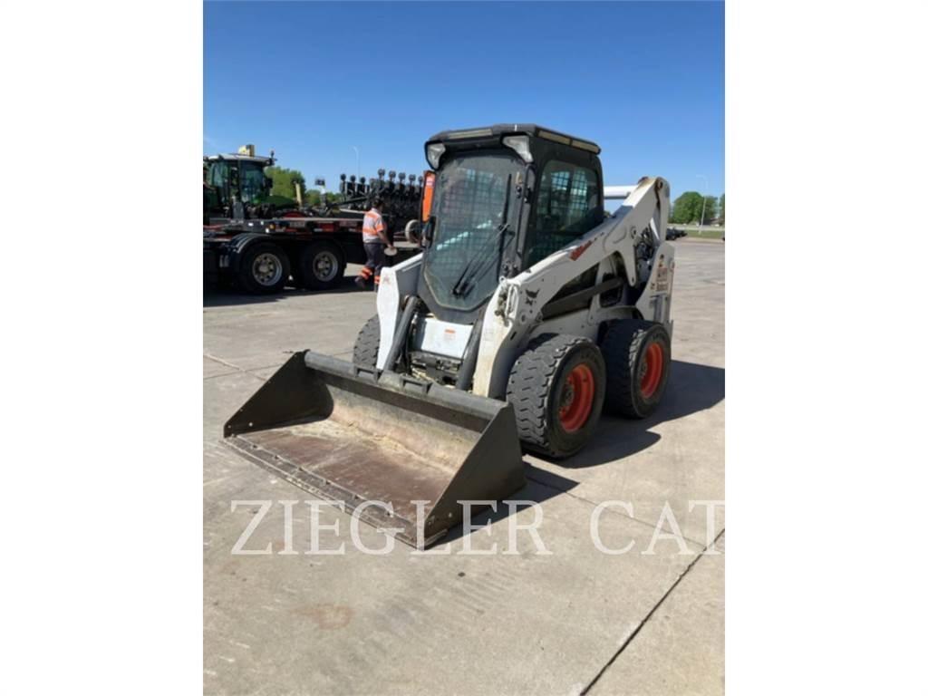 Bobcat S650 Krautuvai su šoniniu pasukimu