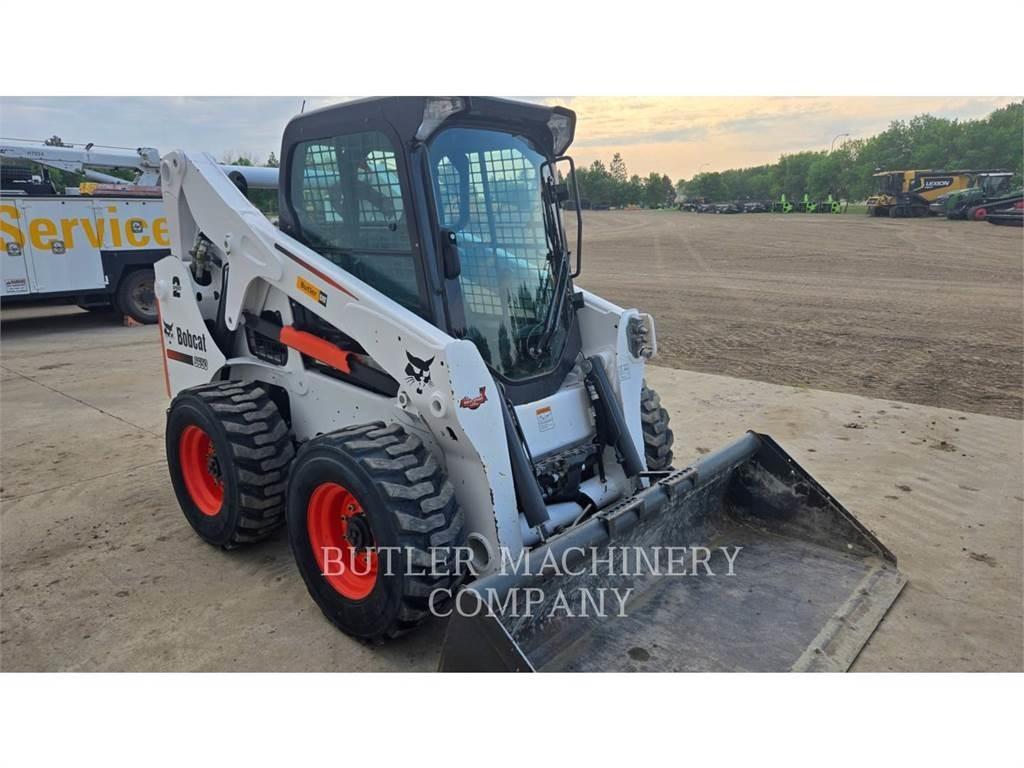 Bobcat S650 Krautuvai su šoniniu pasukimu