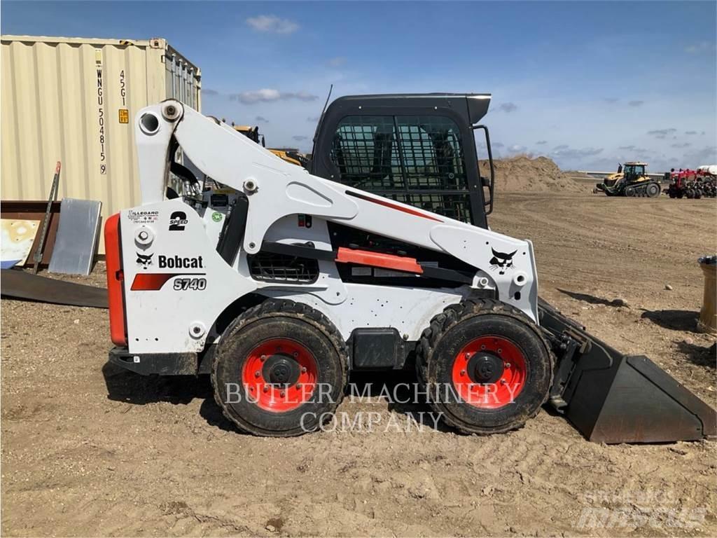 Bobcat S740 Krautuvai su šoniniu pasukimu