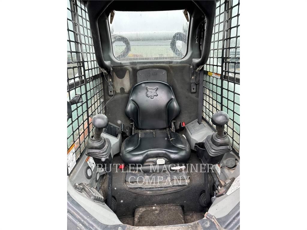 Bobcat S750 Krautuvai su šoniniu pasukimu