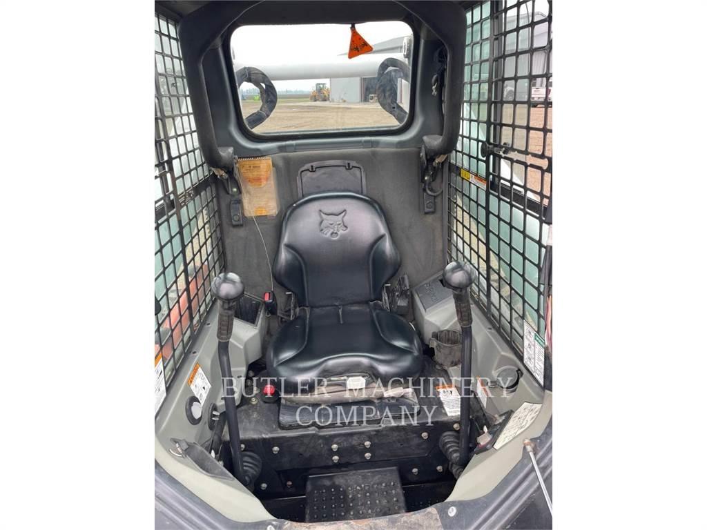 Bobcat S750 Krautuvai su šoniniu pasukimu