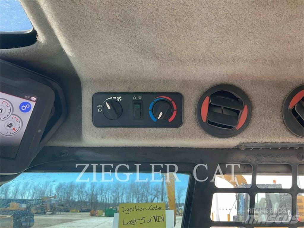 Bobcat S76 Krautuvai su šoniniu pasukimu