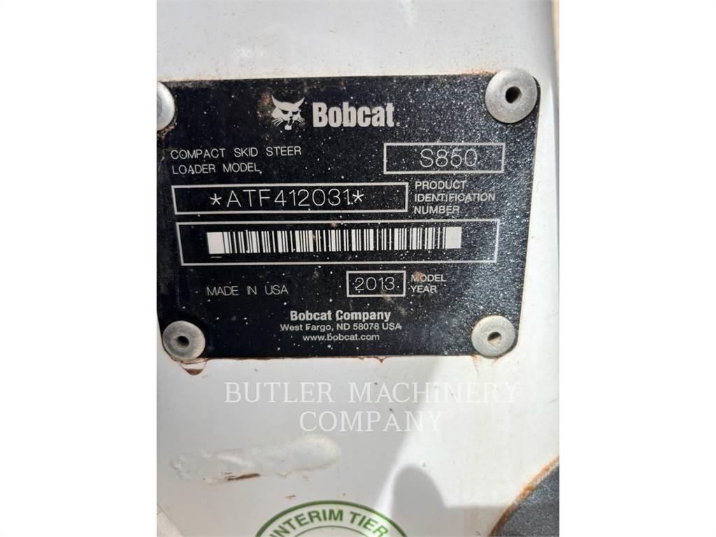 Bobcat S850 Krautuvai su šoniniu pasukimu