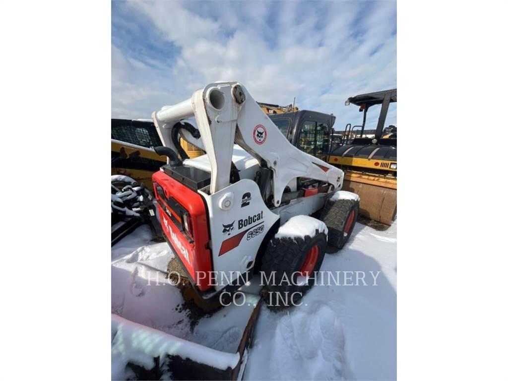 Bobcat S850 Krautuvai su šoniniu pasukimu