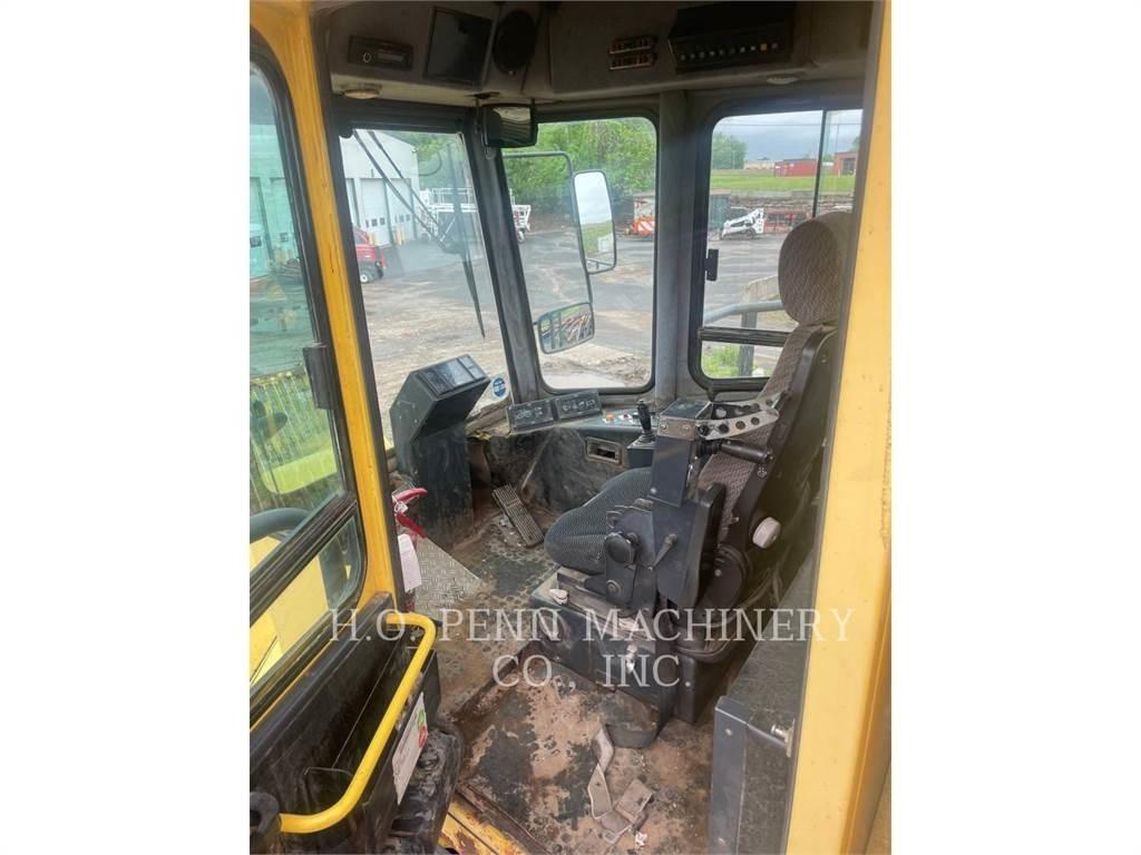 Bomag BC1172RB Gruntiniai volai