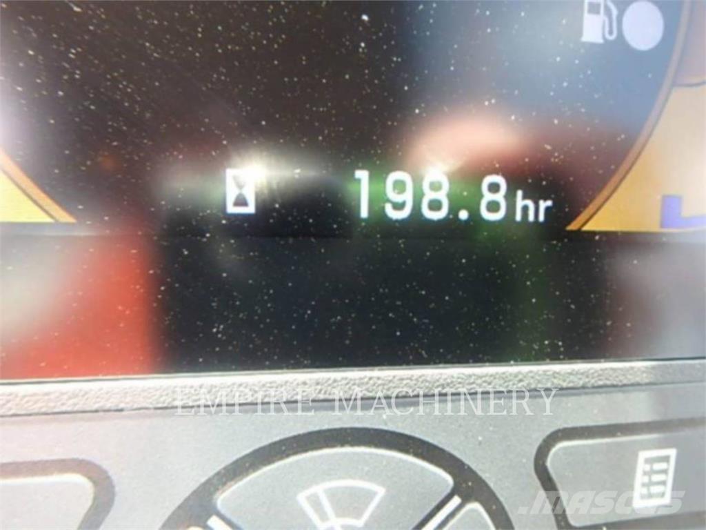 CASE CX80C Vikšriniai ekskavatoriai