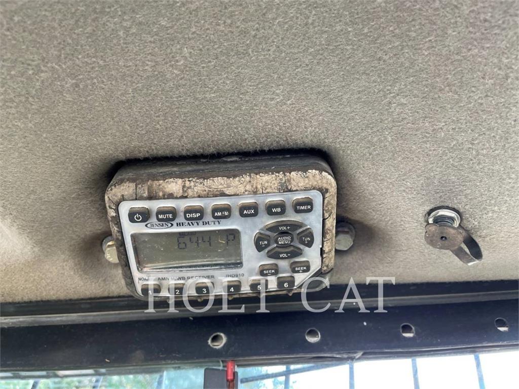 CASE SR250 Krautuvai su šoniniu pasukimu