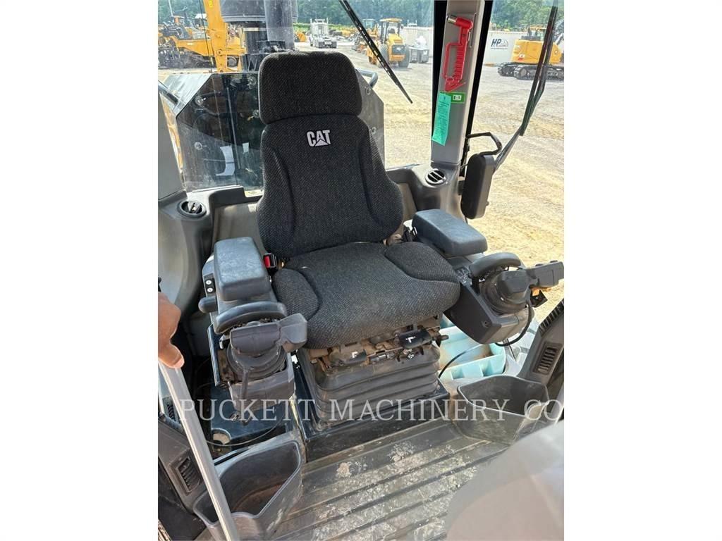 CAT 12 M3 Greideriai
