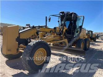 CAT 120 Greideriai