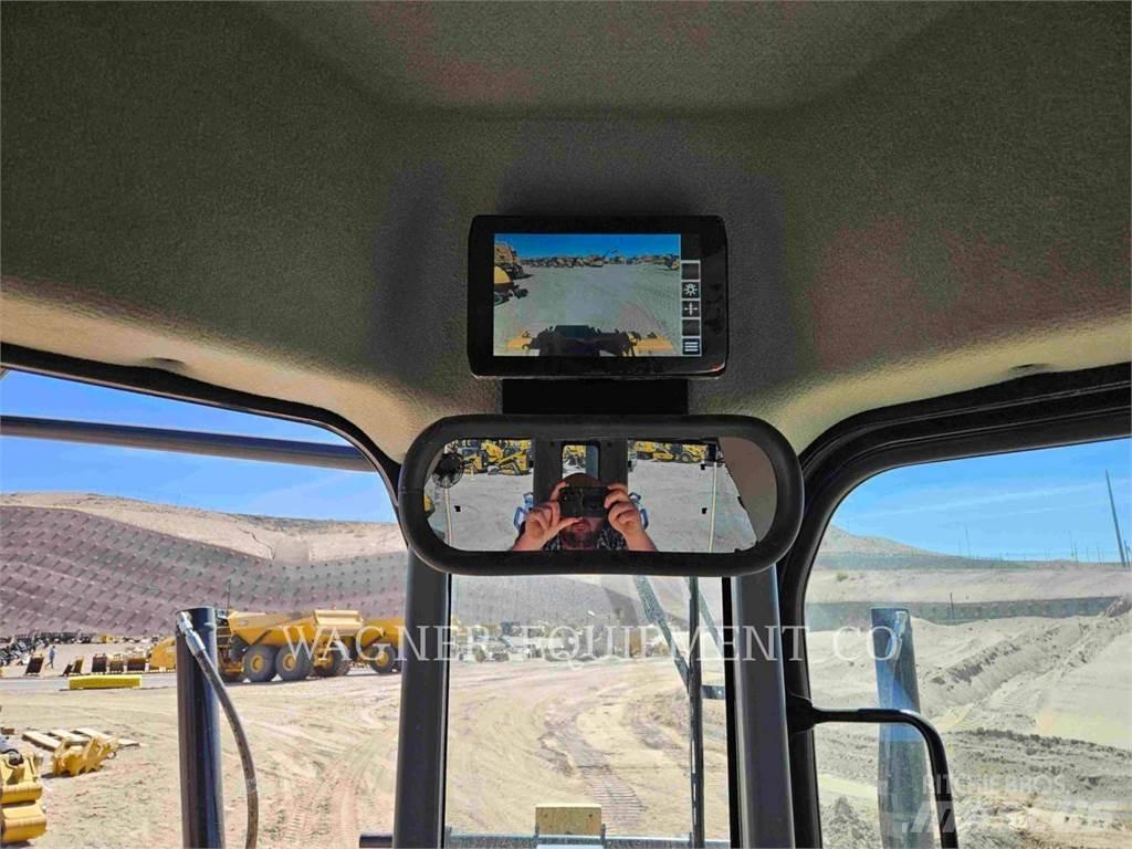 CAT 120 Greideriai