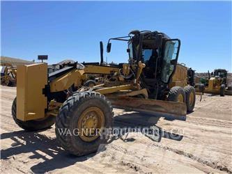 CAT 120 Greideriai