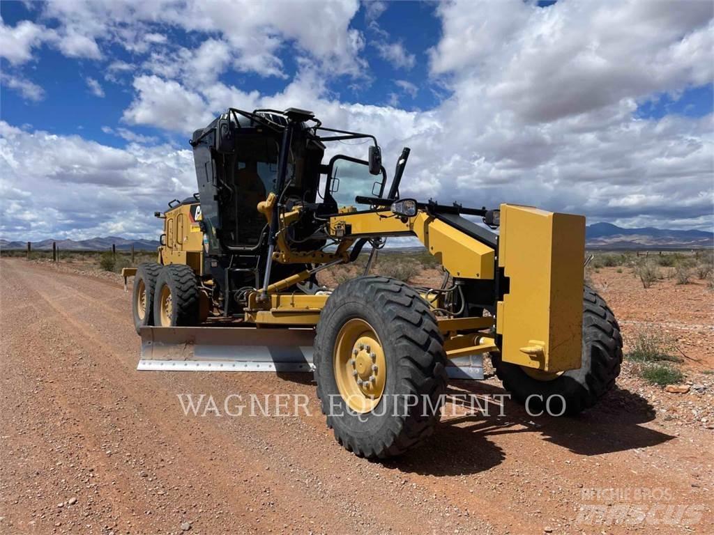 CAT 120 Greideriai