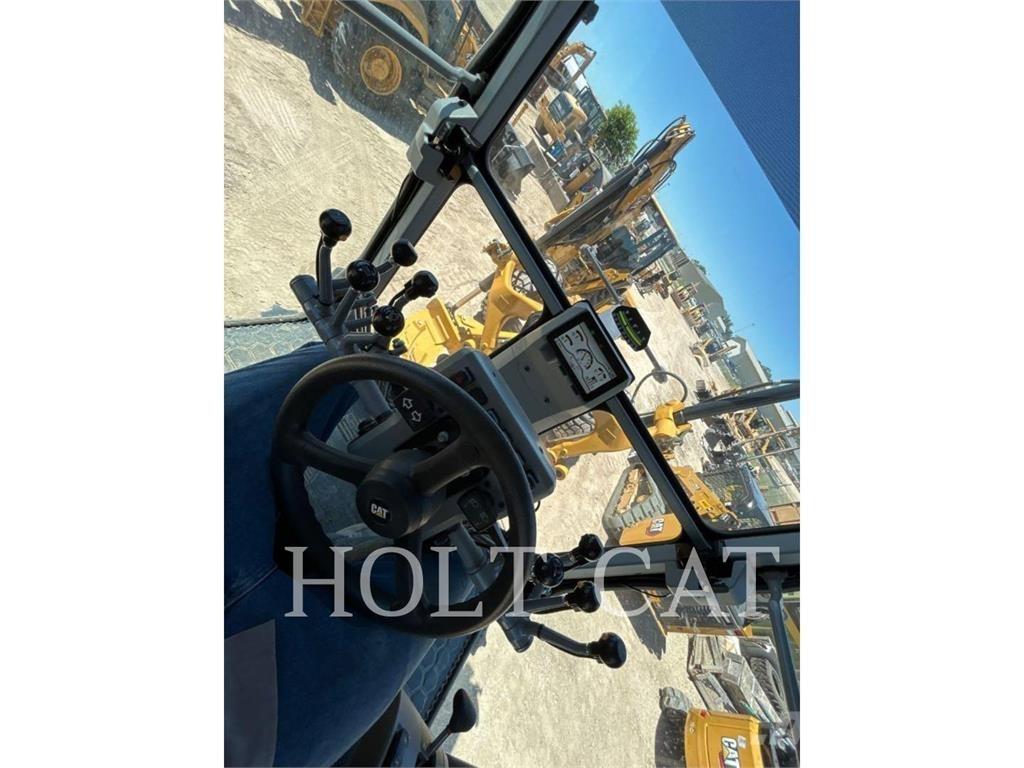 CAT 120 Greideriai