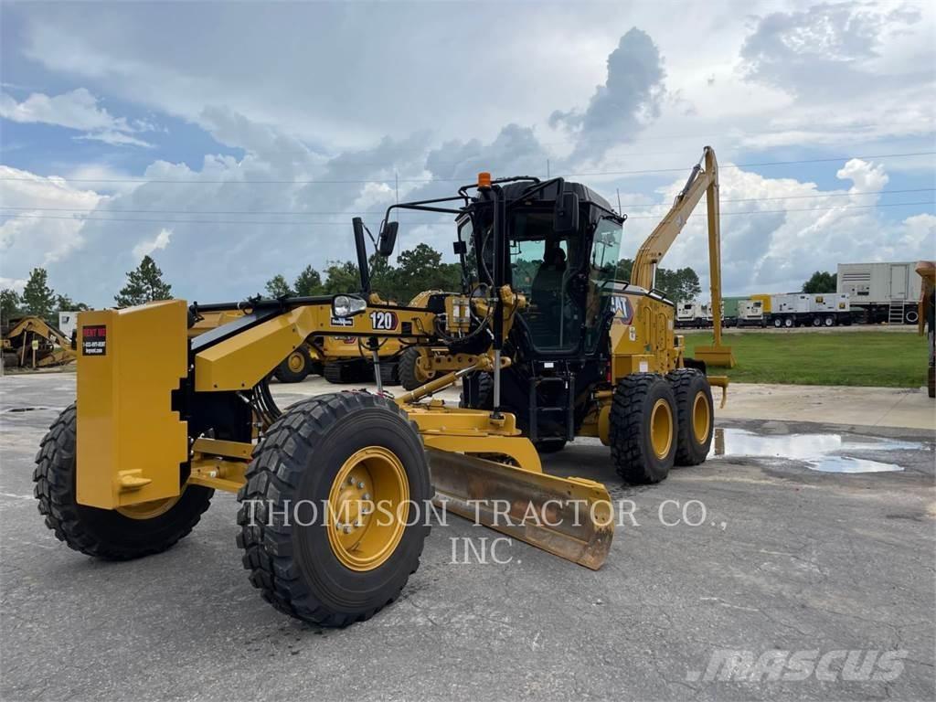 CAT 120 Greideriai