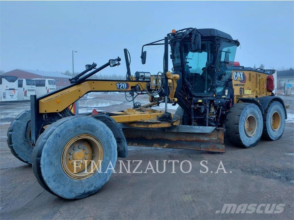 CAT 120 Greideriai