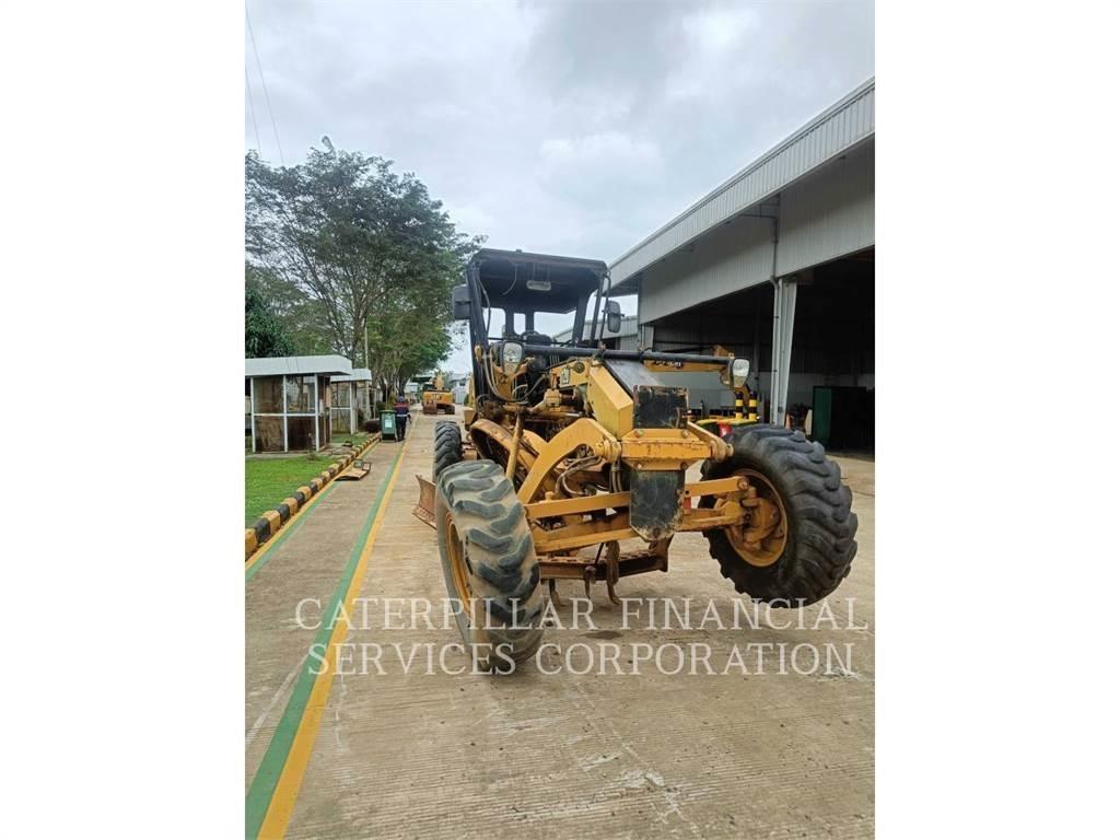 CAT 120-14 Greideriai
