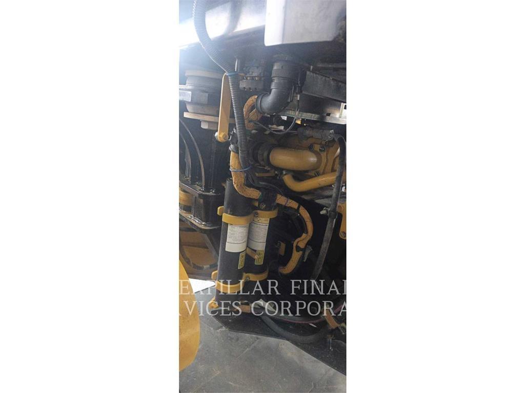 CAT 120-14 Greideriai