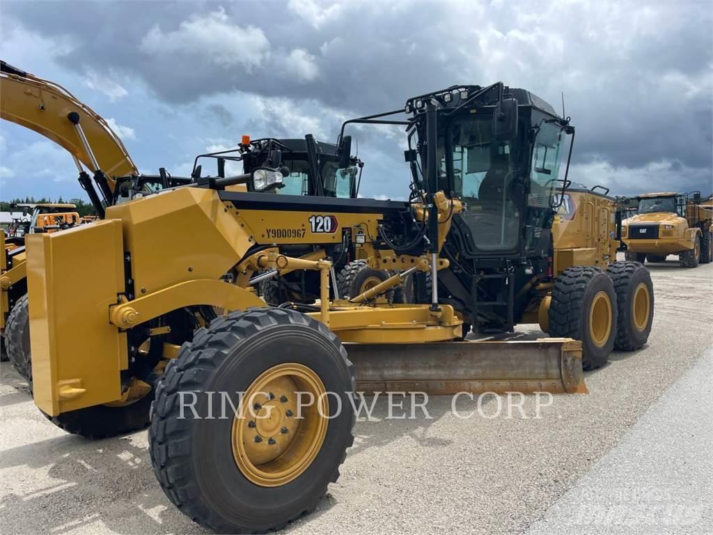CAT 120 AWD CS Greideriai