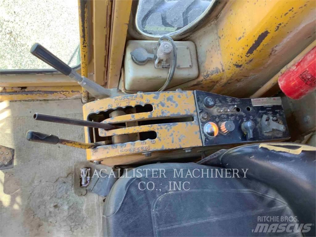 CAT 120 G Greideriai