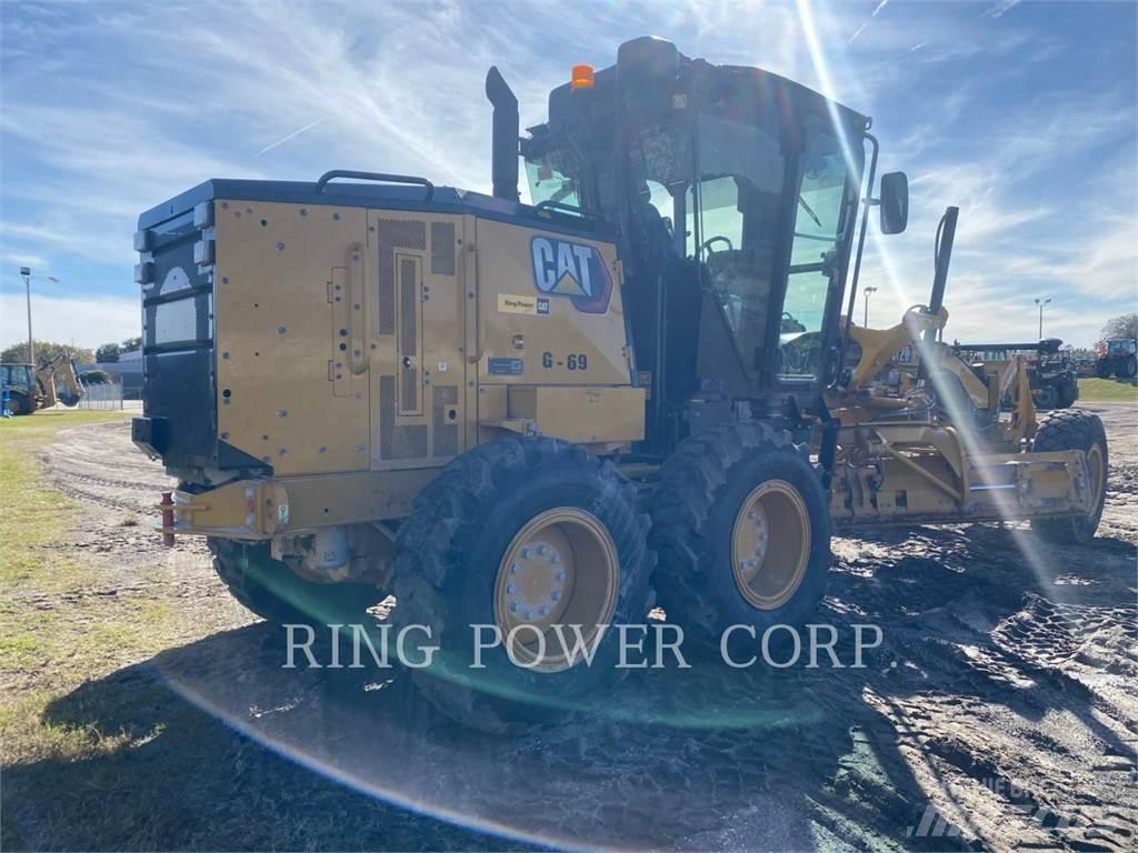 CAT 120 LVR Greideriai