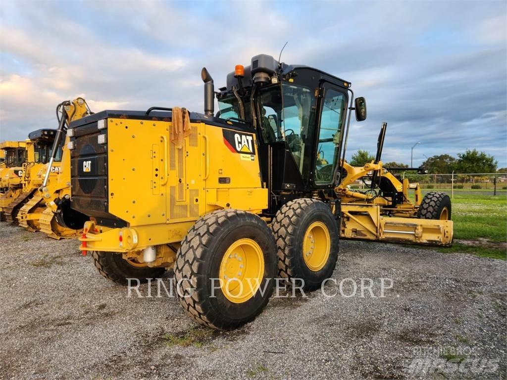 CAT 120 LVR Greideriai