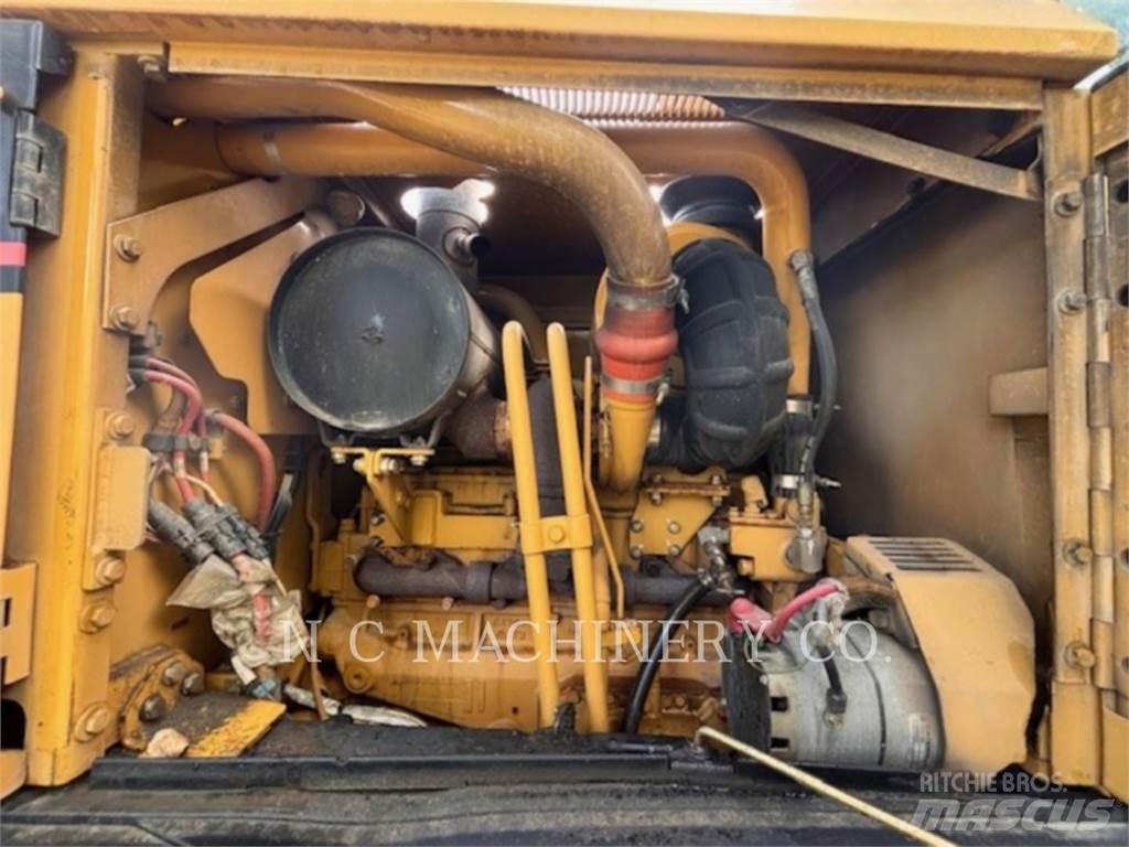 CAT 120H Greideriai