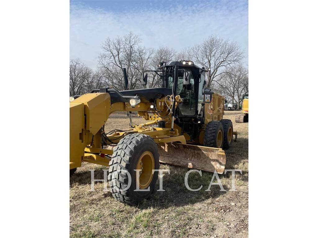 CAT 120M2 Greideriai