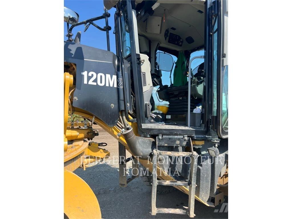 CAT 120M2 Greideriai