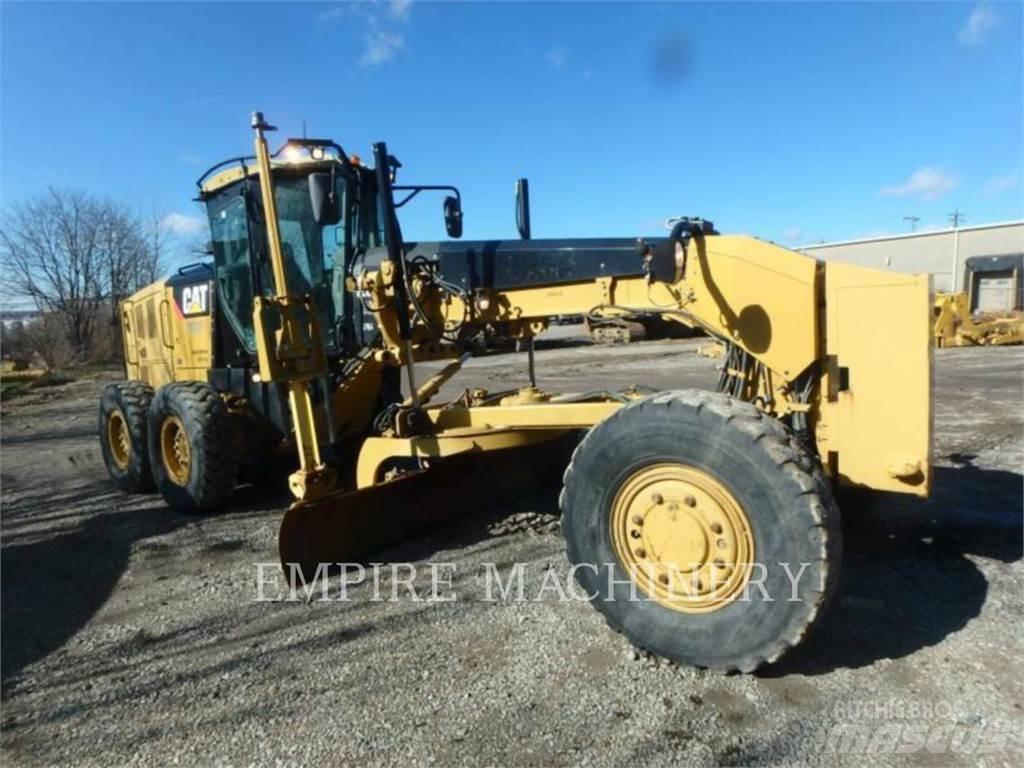 CAT 120M2 AWD Greideriai