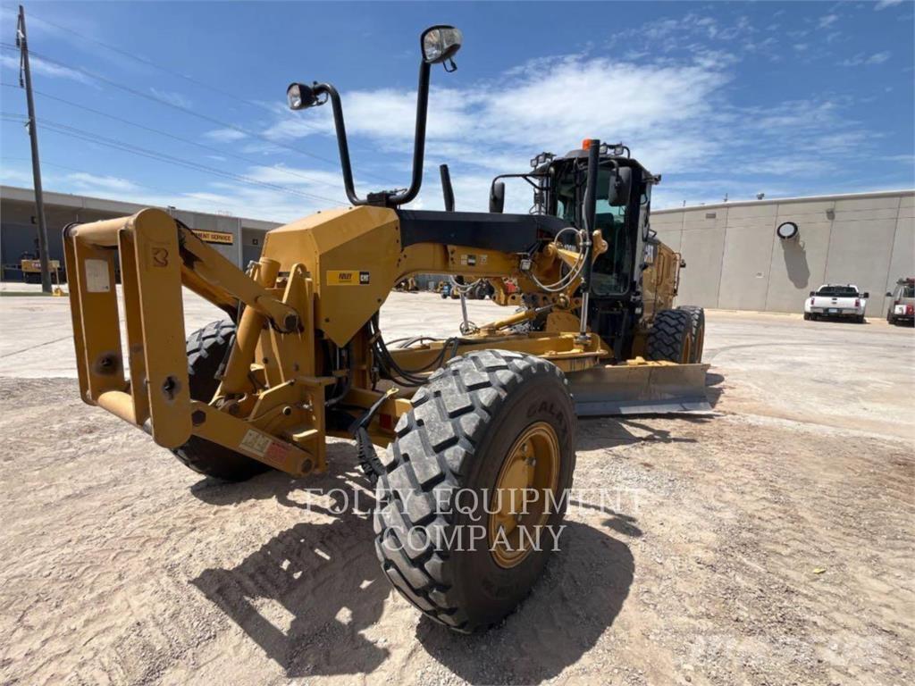 CAT 120M2AW Greideriai