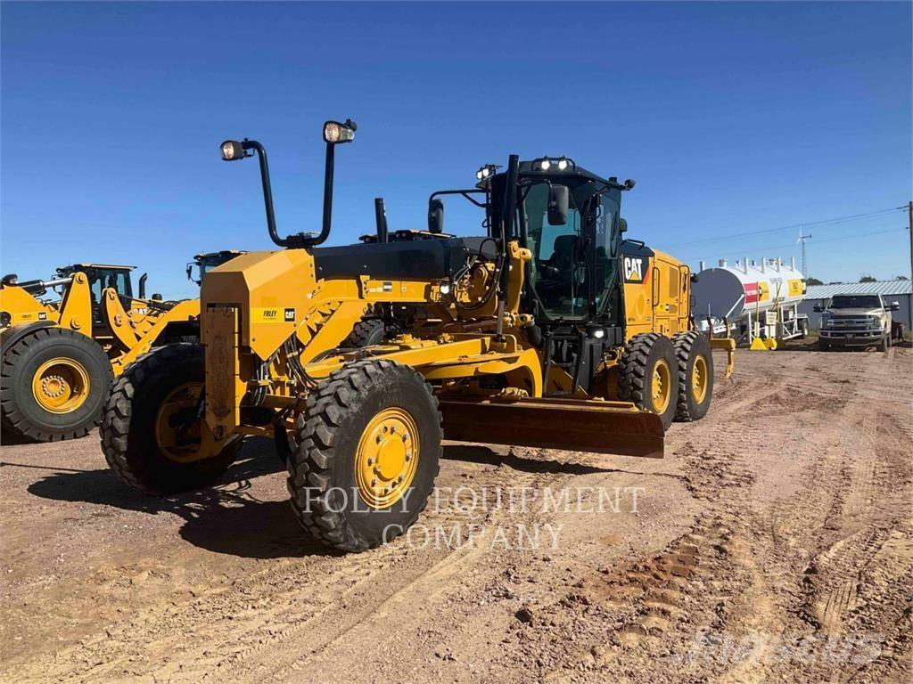 CAT 120M2AW Greideriai