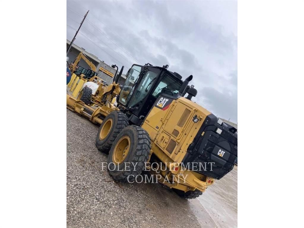 CAT 120M2AWD Greideriai