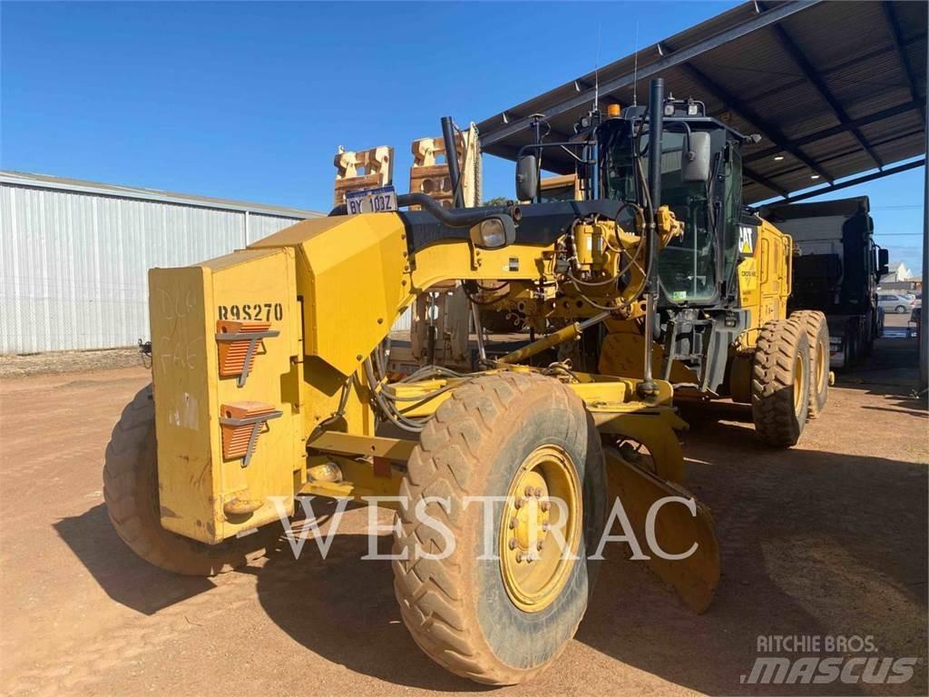 CAT 12M Greideriai