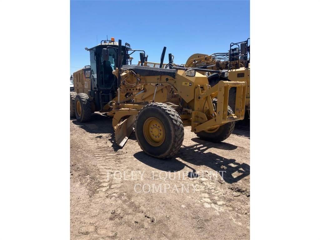 CAT 12M2 Greideriai