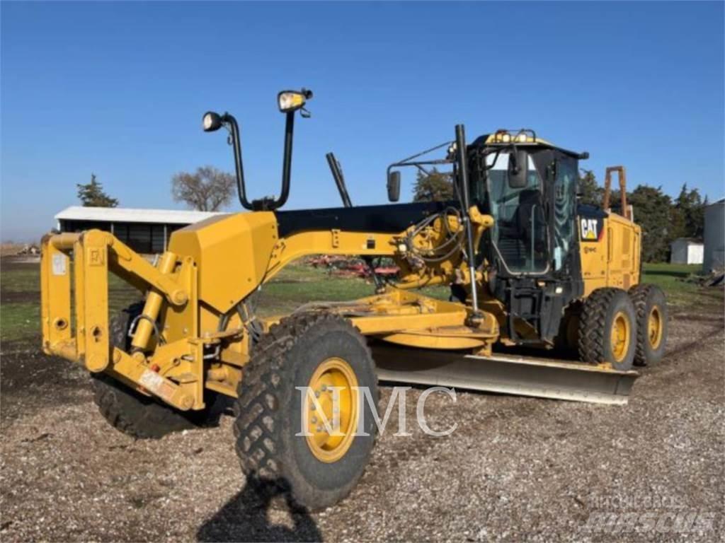 CAT 12M2 Greideriai