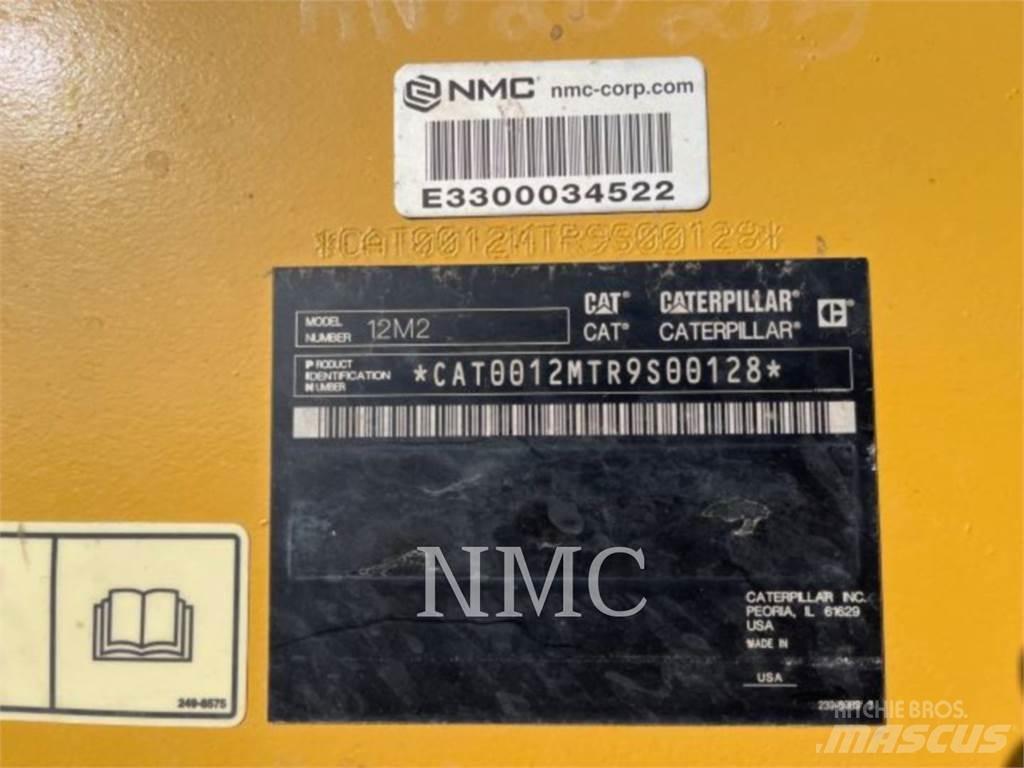 CAT 12M2 Greideriai