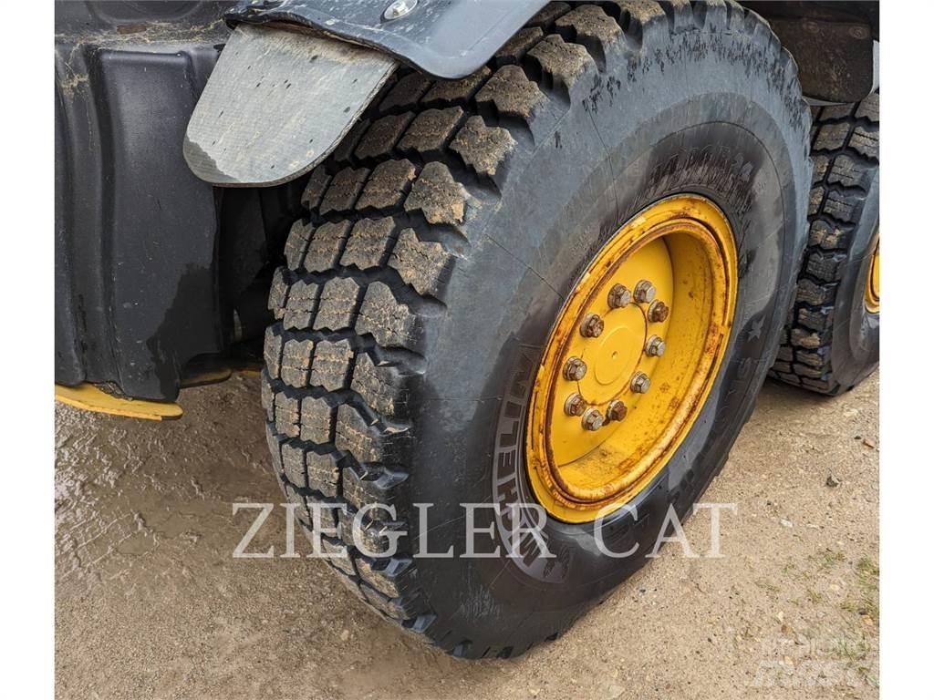 CAT 12M2AWD Greideriai