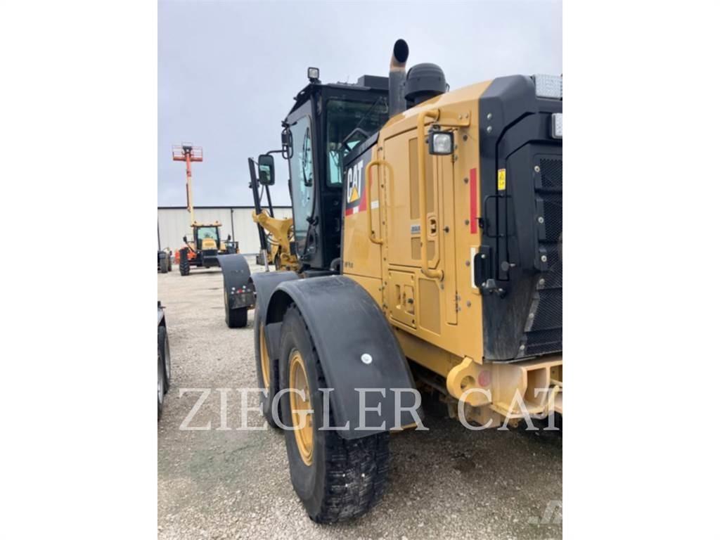 CAT 12M2AWD Greideriai