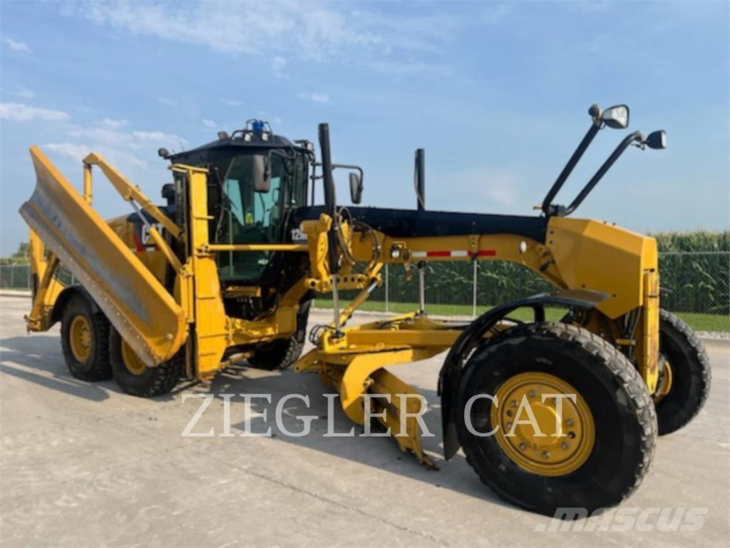 CAT 12M2AWD Greideriai