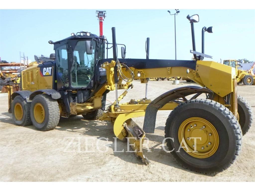 CAT 12M2AWD Greideriai