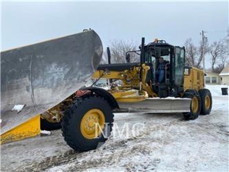 CAT 12M3 Greideriai