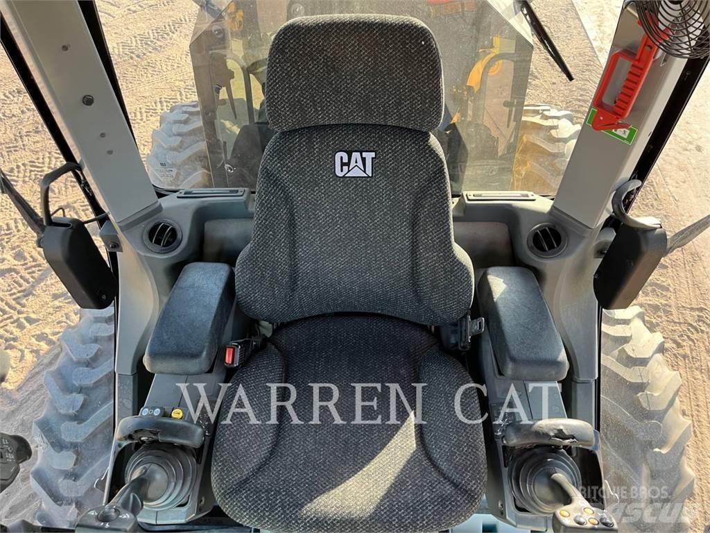 CAT 12M3 Greideriai