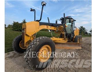 CAT 12M3 Greideriai