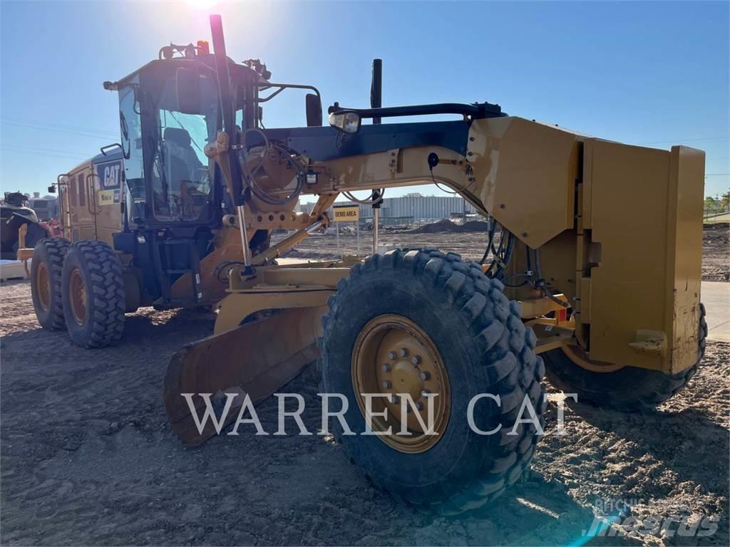 CAT 12M3 Greideriai