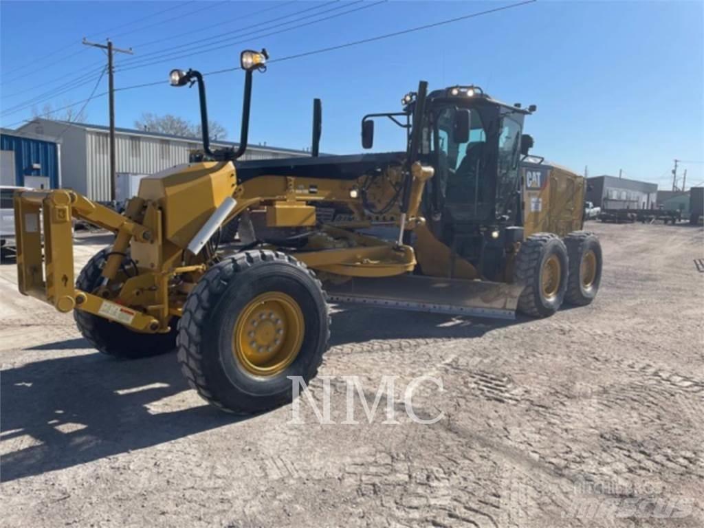 CAT 12M3 Greideriai