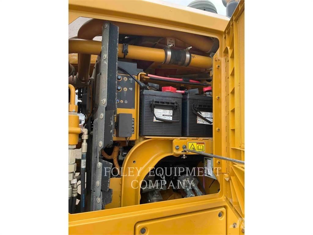 CAT 12M3 Greideriai