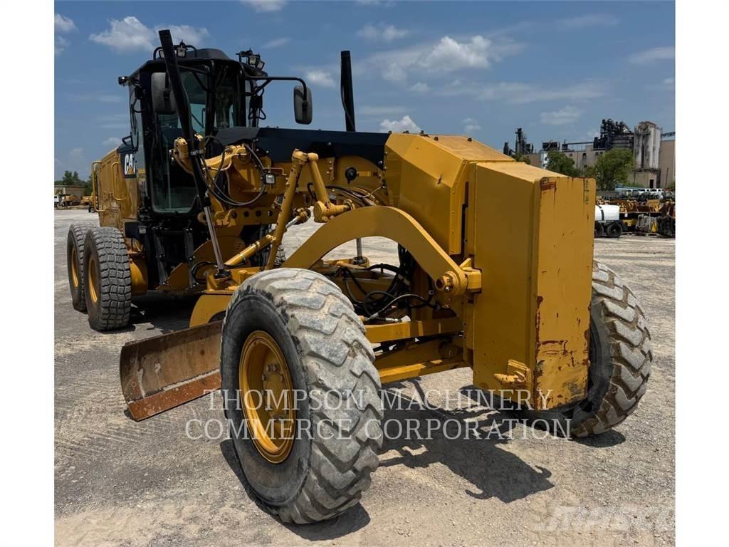 CAT 12M3 Greideriai