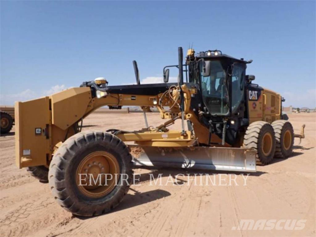 CAT 12M3 Greideriai