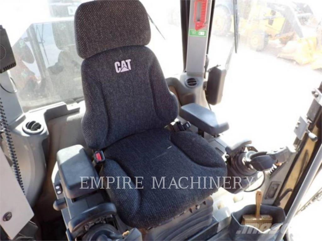 CAT 12M3 Greideriai